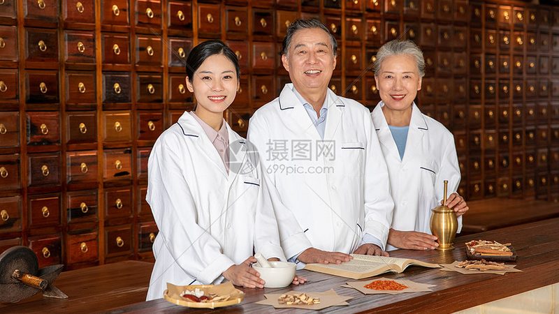 儿童拔罐罐具：材质选择背后的考量**